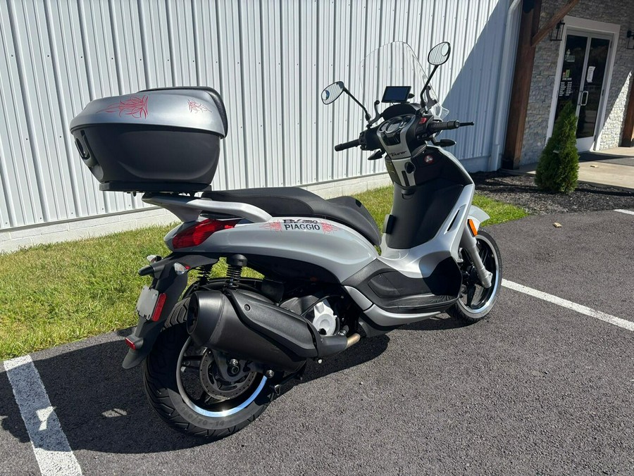 2021 PIAGGIO BV 350