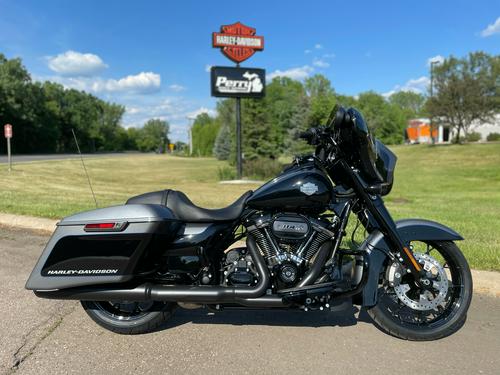 2021 Harley-Davidson Street Glide Special Review: Performance and Style