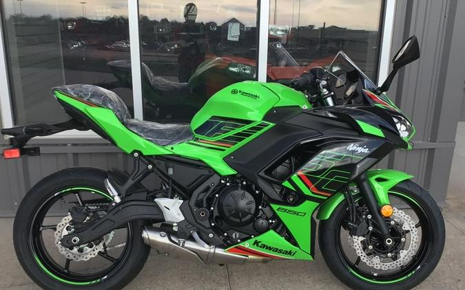 2023 Kawasaki Ninja® 650 KRT Edition