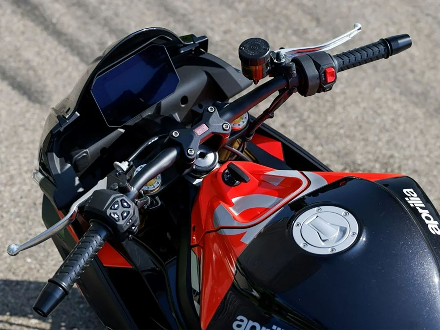 2027 Aprilia Tuono 660 Factory