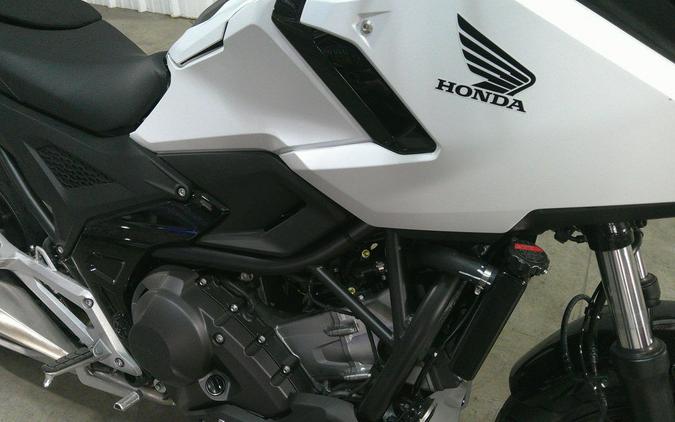 2025 Honda NC750X DCT