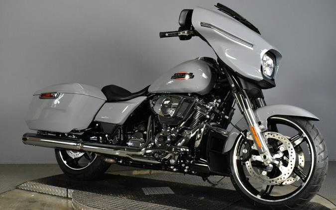 2026 Harley-Davidson Street Glide FLHX