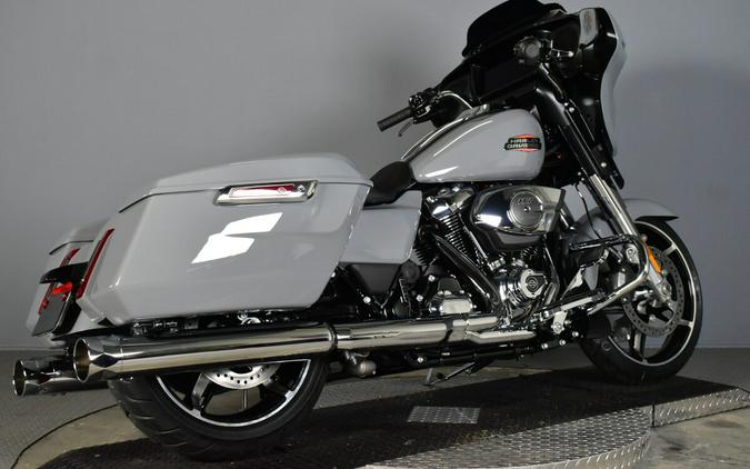 2026 Harley-Davidson Street Glide FLHX
