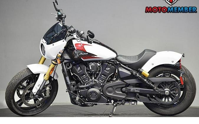 2025 Indian Motorcycle 101 SCOUT Ghost White Metallic with Graphics