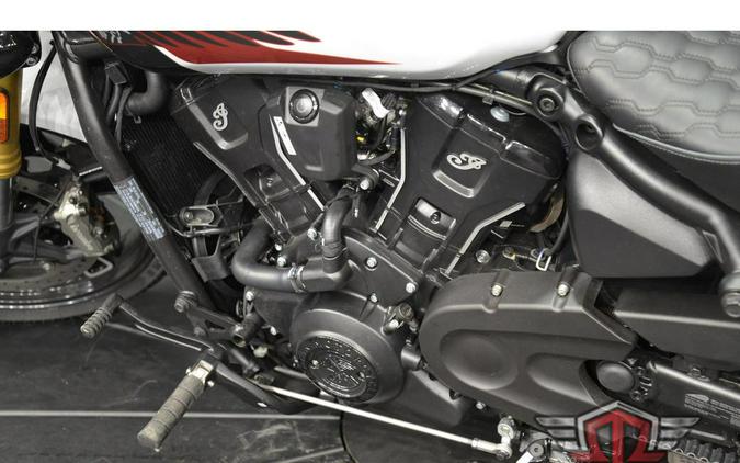 2025 Indian Motorcycle 101 SCOUT Ghost White Metallic with Graphics