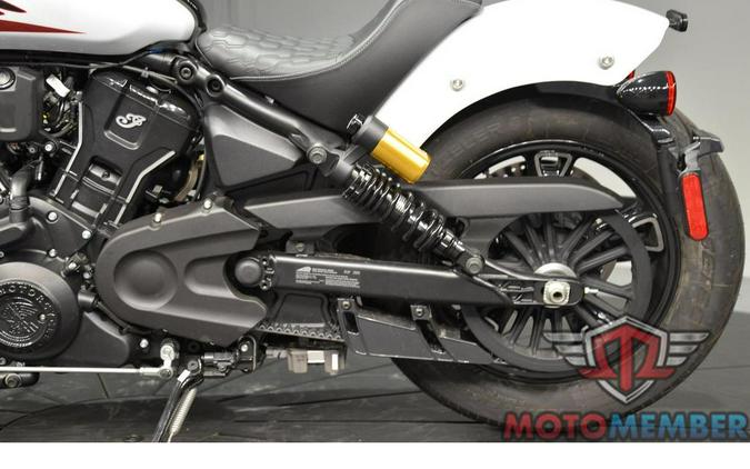2025 Indian Motorcycle 101 SCOUT Ghost White Metallic with Graphics