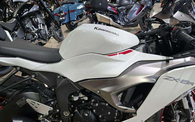 2025 KAWASAKI NINJA ZX-6R BASE