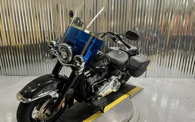 2026 Harley-Davidson FLHC - Heritage Classic FLHC