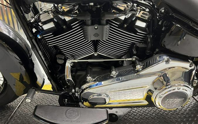 2026 Harley-Davidson FLHC - Heritage Classic FLHC