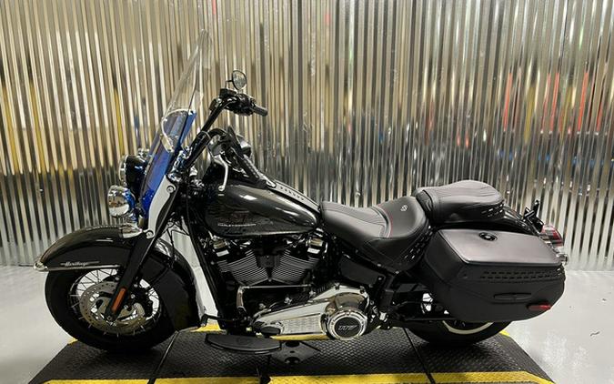 2026 Harley-Davidson FLHC - Heritage Classic FLHC