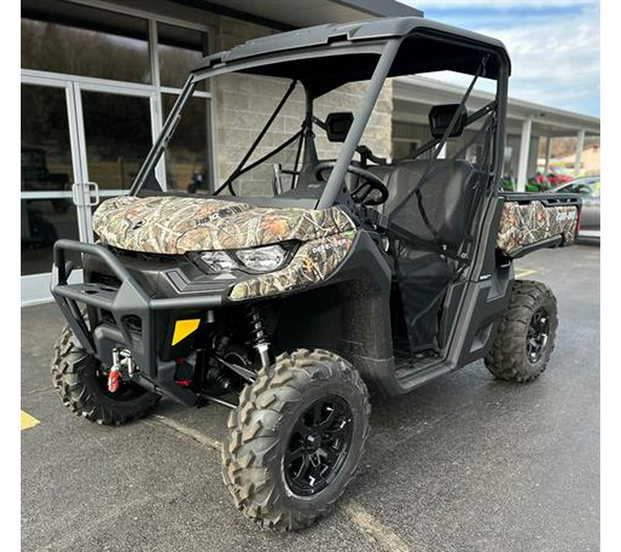 2024 Can-Am Defender XT HD10