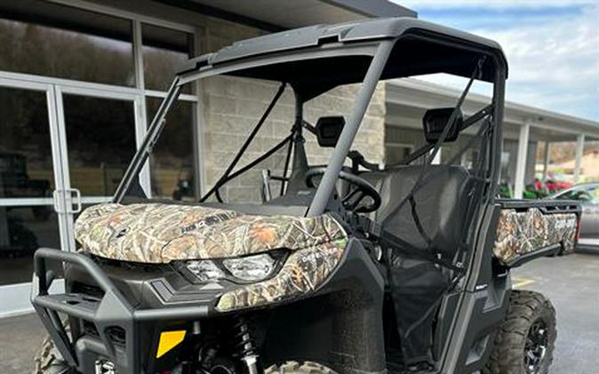 2024 Can-Am Defender XT HD10