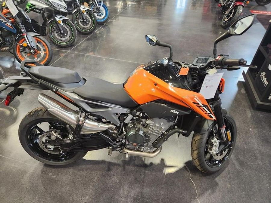 2024 KTM 790 Duke