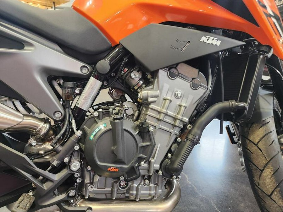 2024 KTM 790 Duke