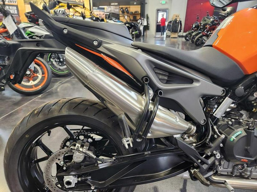 2024 KTM 790 Duke