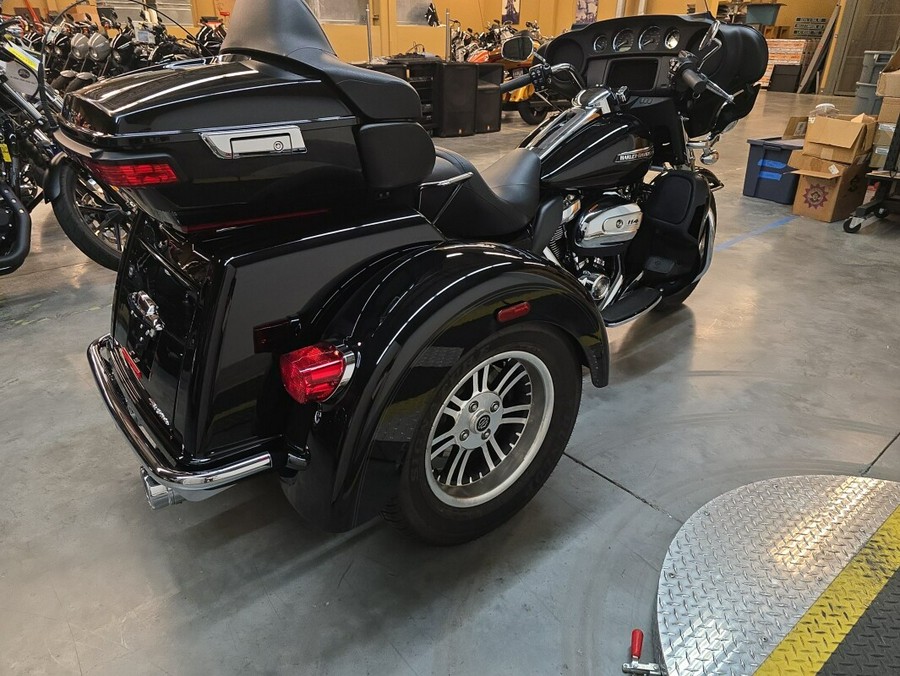 FLHTCUTG 2021 Tri Glide Ultra