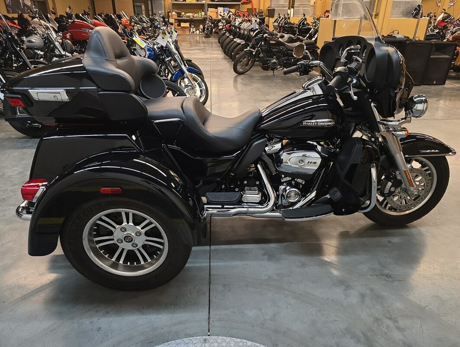 FLHTCUTG 2021 Tri Glide Ultra