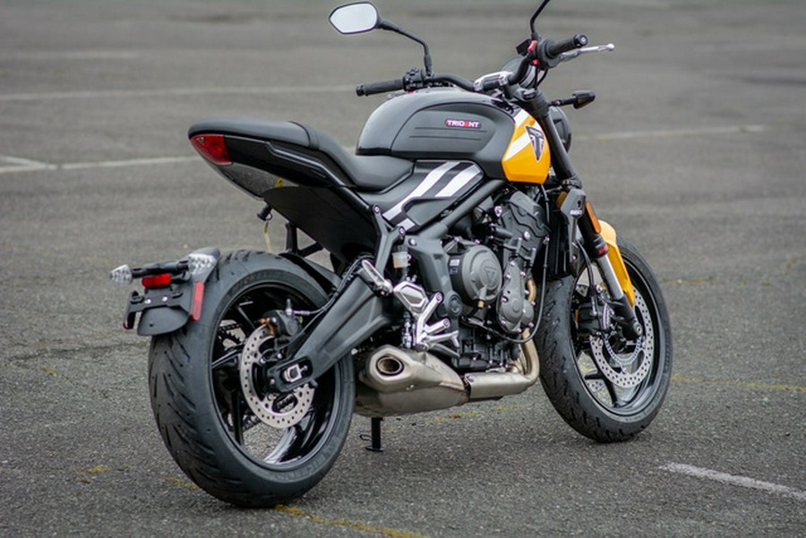 2025 Triumph Trident 660 Cosmic Yellow/Sapphire Black
