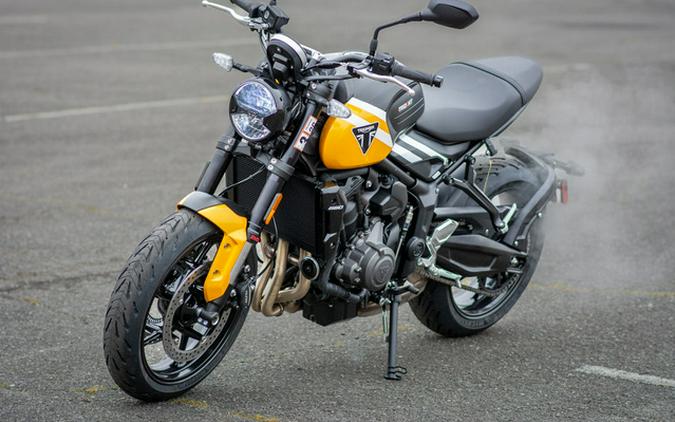2025 Triumph Trident 660 Cosmic Yellow/Sapphire Black