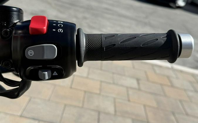 2026 Triumph Bonneville T120 Black Jet black