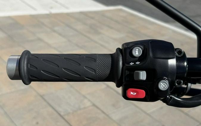 2026 Triumph Bonneville T120 Black Jet black