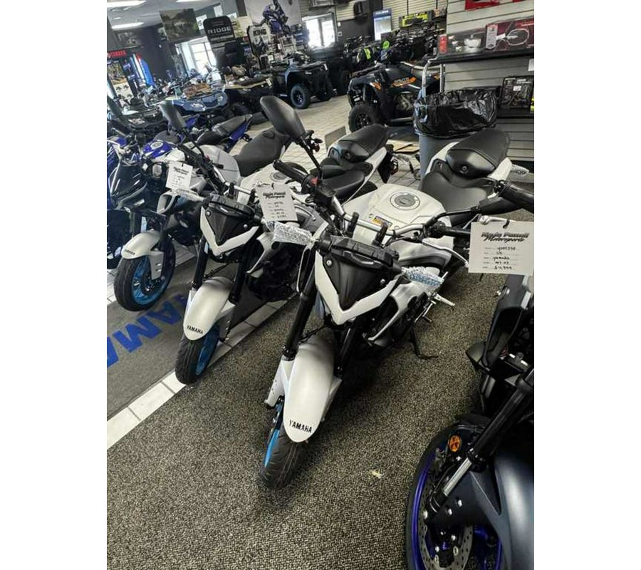 2025 Yamaha MT 03