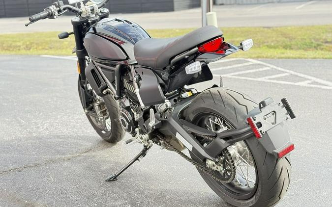 2022 Ducati Scrambler Urban Motard Demo