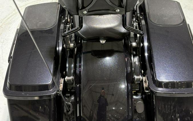 2013 Harley-Davidson® Street Glide® Midnight Pearl