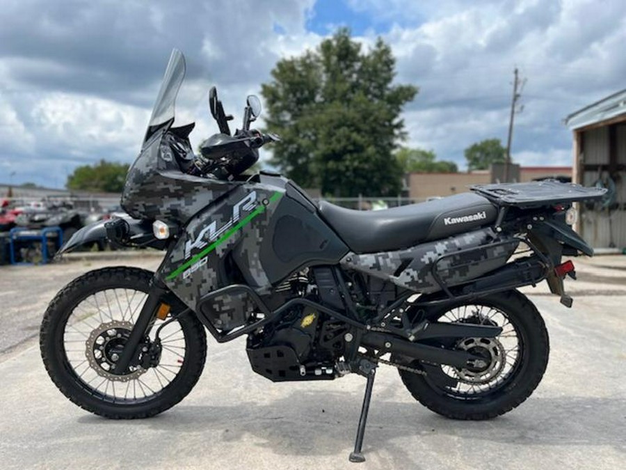 2017 Kawasaki KLR™650 Camo