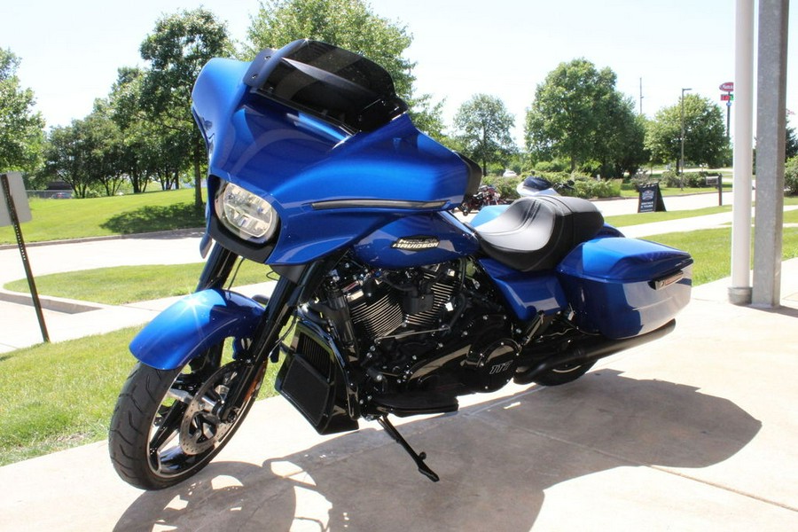 2024 Harley-Davidson® FLTRX - Road Glide®