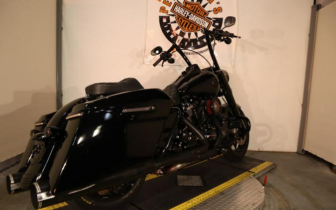 2023 Harley-Davidson Road King Special Vivid Black