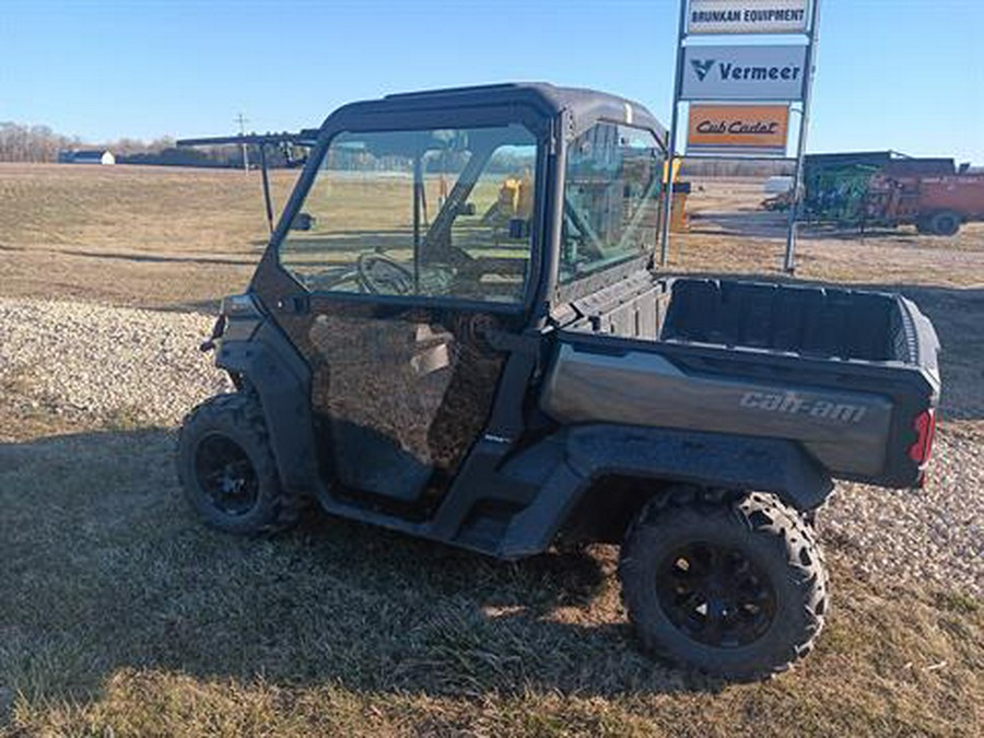 2022 Can-Am Defender XT HD9
