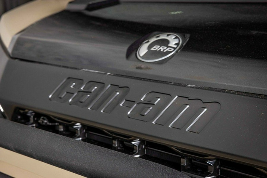 2026 Can-Am Defender MAX Limited HD11 Desert Tan & Carbon Blac