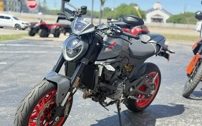 2025 Ducati Monster Plus Aviator Grey - 009847