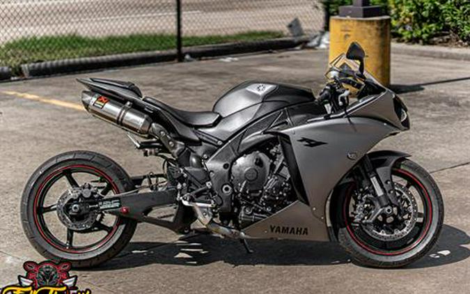 2013 Yamaha YZF-R1