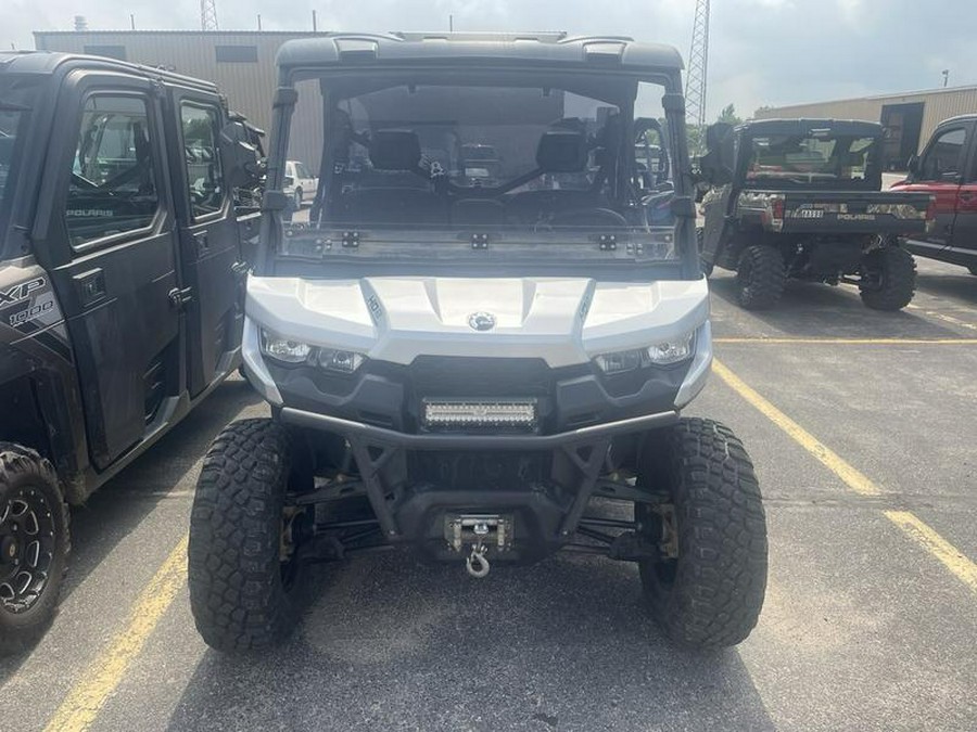 2019 Can-Am® Defender XT™ HD8