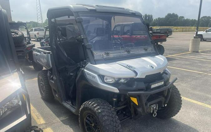 2019 Can-Am® Defender XT™ HD8