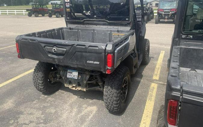 2019 Can-Am® Defender XT™ HD8