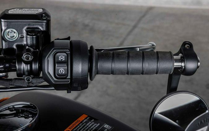 2026 Indian Scout Bobber Limited +Tech Maroon Metallic Smoke