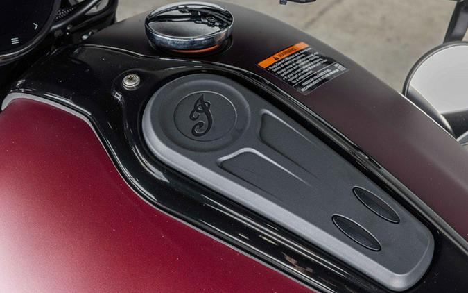 2026 Indian Scout Bobber Limited +Tech Maroon Metallic Smoke