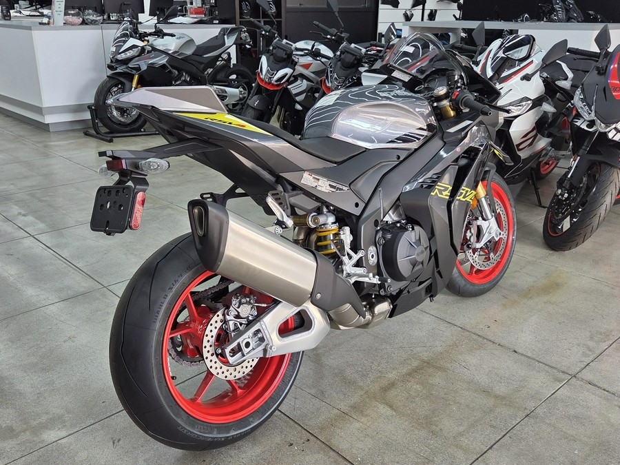 2026 Aprilia RSV4 1100