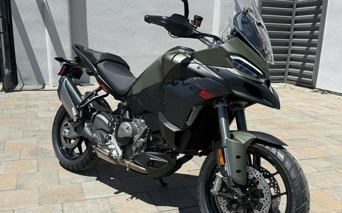 2026 Ducati Multistrada V2 S Storm Green