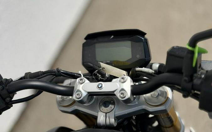 2019 BMW G 310 R Pearl White Metallic