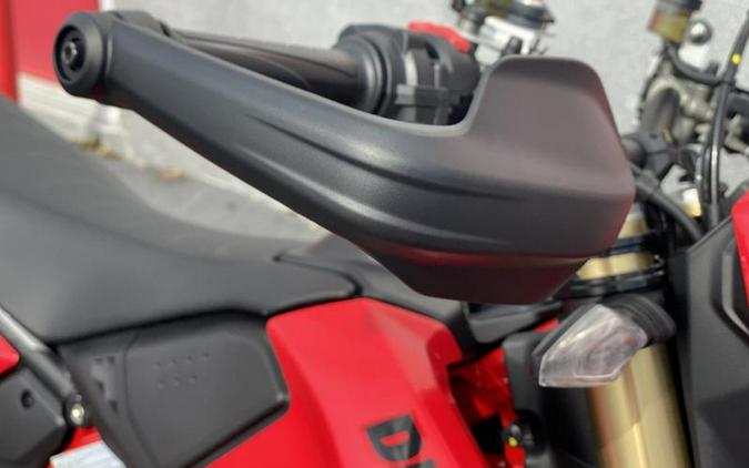 2024 Ducati Hypermotard 698 Mono Red