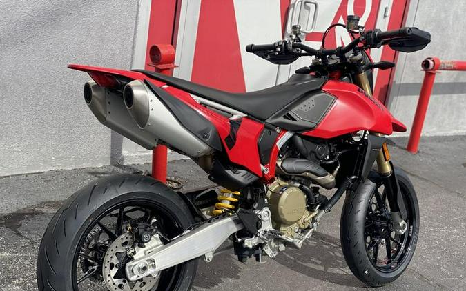 2024 Ducati Hypermotard 698 Mono Red