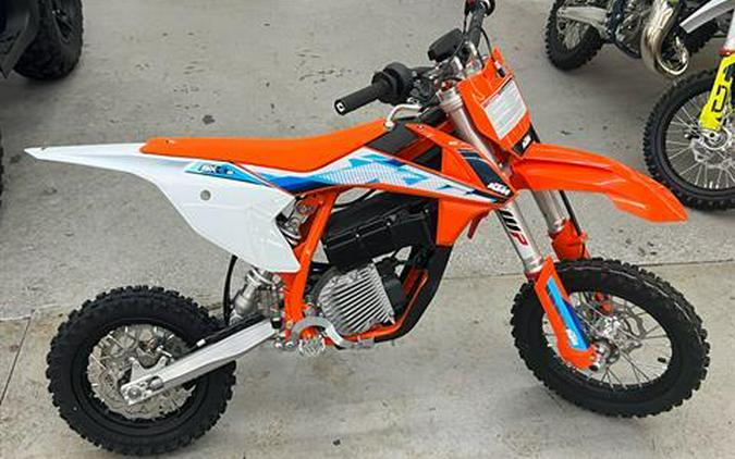 2024 KTM SX-E 5