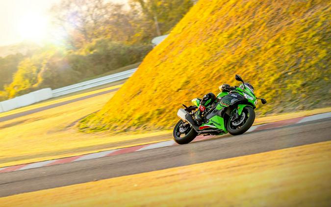 2024 Kawasaki Ninja® ZX™-4RR KRT Edition ABS