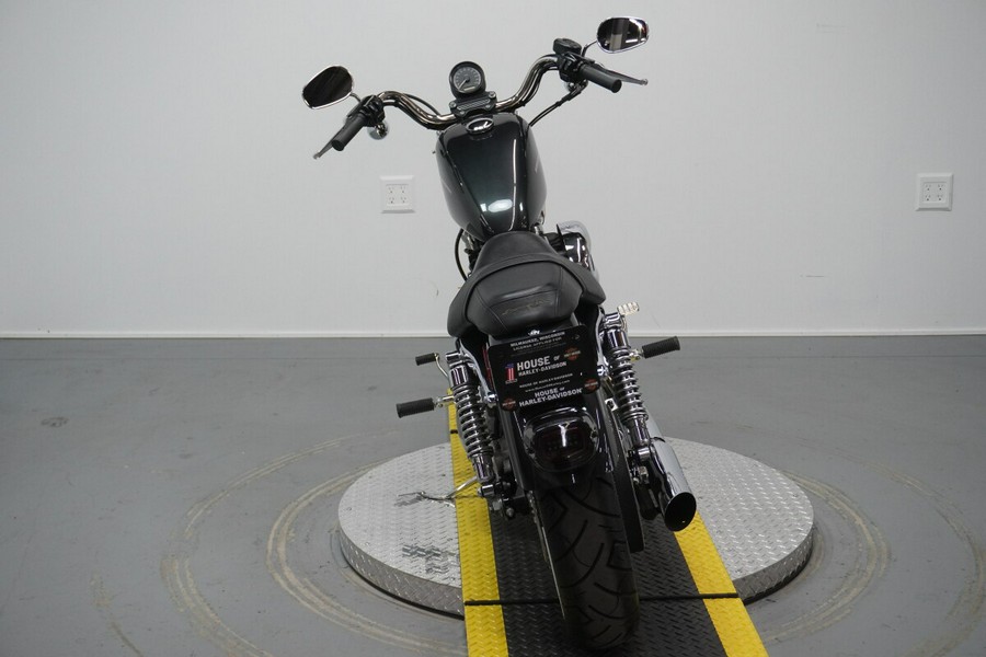 2006 Harley-Davidson® Sportster® 883 Low Black Pearl