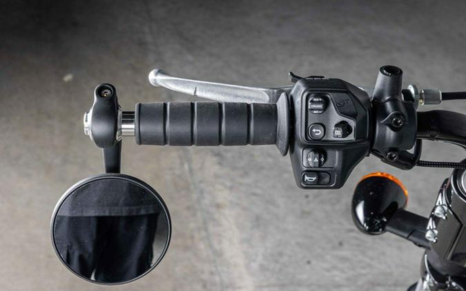 2026 Indian Scout Bobber Limited +Tech Moss Green Smoke