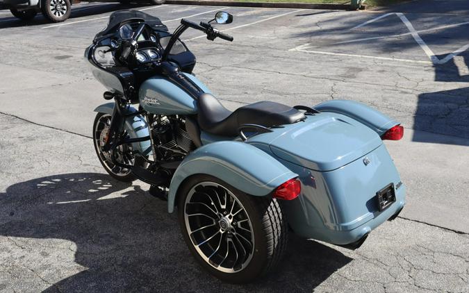 2024 Harley-Davidson Road Glide 3 Sharkskin Blue - Black Finish